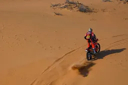 Dakar 2021, tappa 11: vittoria di Sunderland, errore e KO per Barreda