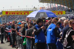 Superbike Assen, che pienone! Intanto Rea testa avanti nel warm up
