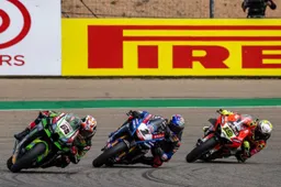 LIVE Superbike Aragon 2022: Bautista vince ed è il nuovo leader