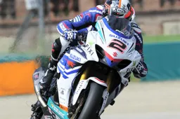 Superbike: nuovo motore Yoshimura per Crescent Suzuki