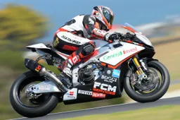 Superbike: il racconto del venerdì di prove a Phillip Island
