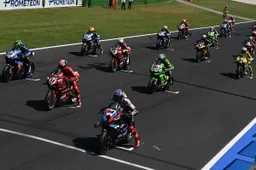 Superbike Donington 2024: orari tv e streaming su Sky e TV8