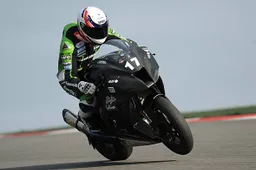 Superbike: omologata la nuova Kawasaki Ninja ZX-10R
