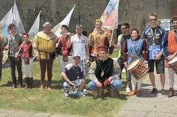 Superbike: i piloti del mondiale in una sfida a colpi di balestra