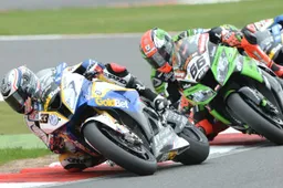 Superbike: al Nurburgring sfida a quattro per il mondiale