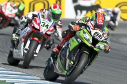 Superbike: a Magny Cours per il penultimo round 2013