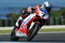 Superbike: il sabato a Phillip Island, si accende la sfida