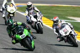 Superbike: dal 2011 Superpole per i primi 16 delle qualifiche