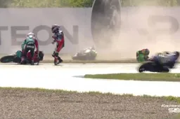 Supersport 300: quadruplo incidente in Superpole, Ercolani e Hidalgo KO