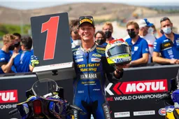 Supersport, gara 2 Navarra: Aegerter allunga, Bernardi ancora 3°