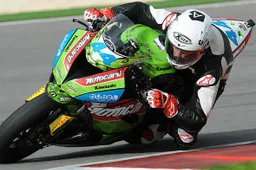 Supersport: infortunio per David Salom a Portimao