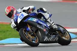 Supersport: Luca Scassa e Yamaha BE1 subito protagonisti