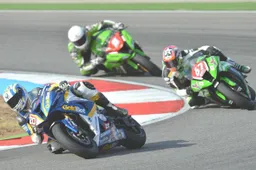 Superstock 1000: ultimo round 2012 a Magny Cours
