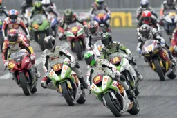Superstock 600: a Magny Cours in 5 per il titolo europeo