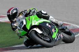 Superstock 1000: piloti della FIM Cup al via del CIV