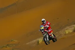 Afriquia Merzouga Rally: Svitko si impone nella 1° tappa
