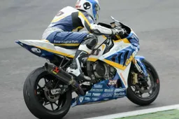 Superstock 1000 Monza Qualifiche 1: Barrier 1°, poi a terra