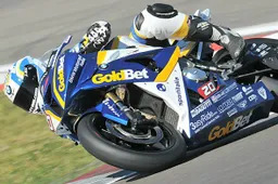 Superstock 1000 Portimao Qualifiche 1: vola Barrier