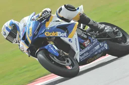 Superstock 1000 Silverstone Prove 2: a terra i piloti BMW