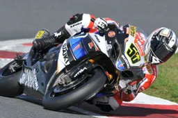 Superbike: Sylvain Guintoli punta alla vittoria nell'Endurance