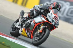 Superbike Assen Gara 1: Guintoli prima della bandiera rossa