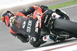 Superbike Silverstone Warm Up: Guintoli, poi la pioggia