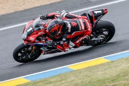 Yoshimura SERT in pole provvisoria alla 24h Le Mans Moto 2021