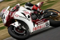 All Japan Superbike Tsukuba Gara: Takumi Takahashi a sorpresa