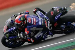 BSB Silverstone Gara 1: Tarran Mackenzie riporta la Yamaha alla vittoria