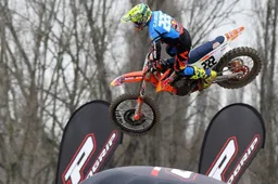 MXGP Argentina: Tony Cairoli vince la qualifica, guarda le gare su Corsedimoto