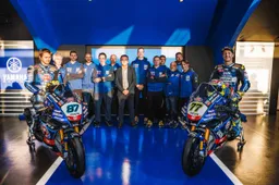Superbike, presentato il team GRT Yamaha: con Aegerter e Gardner si sogna