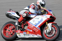 Team Pedercini in Superbike con Alex Lundh e Federico Sandi