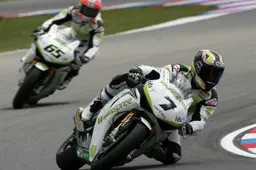 Superbike: Ten Kate con solo due piloti il prossimo anno?