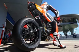 Superbike, si riparte! Gli orari TV di Jerez su Sky Sport MotoGP e TV8