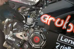 Video, Superbike: Sui di giri! Ecco le regine pronte a scatenarsi in pista