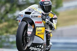 Moto2 Brno Prove Libere 2: Luthi primo con scivolata