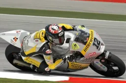 Moto2 Sepang Qualifiche: Luthi in pole, Marquez in fondo, Pirro 3°