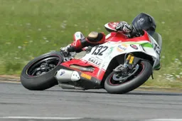 FSBK: esordio della Ducati 1199 Panigale nel Championnat de France Superbike