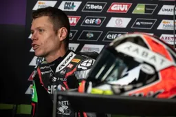 Superbike, il team Kawasaki Puccetti ingaggia Tito Rabat: è ufficiale