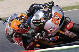 Moto2 Catalunya Qualifiche: ancora una pole per Rabat