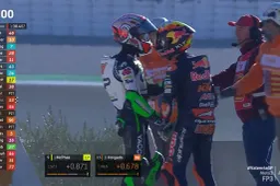 Moto3 Valencia, Prove 3: comanda Yamanaka, scintille Toba-Masia