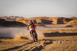 Dakar: Toby Price domina la quinta tappa, out Sunderland