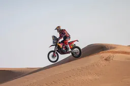 Dakar, tappa 5: zampata di Toby Price, Danilo Petrucci è 2°!