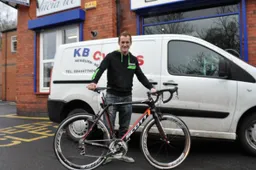 Superbike: Tom Sykes "pedala" verso la stagione 2012