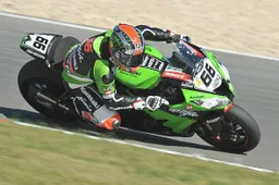 Superbike Nurburgring Prove 2: Sykes su Biaggi per 0"003