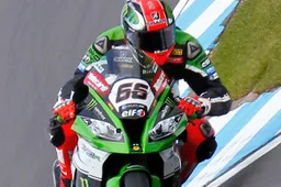 Superbike Donington Prove 1-2-3: comanda Tom Sykes
