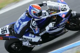 Superbike Phillip Island: due top ten per Tom Sykes