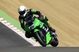 BSB: tornano le Kawasaki ufficiali a Brands Hatch