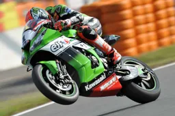 Superbike Magny Cours Superpole: sempre Tom Sykes
