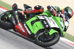 Superbike Misano Superpole: Tom Sykes torna in pole